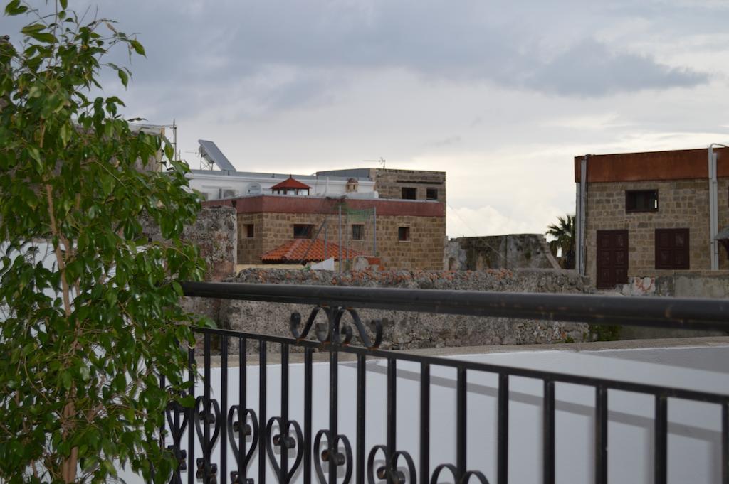 Summer Knights Rhodes City Rom bilde